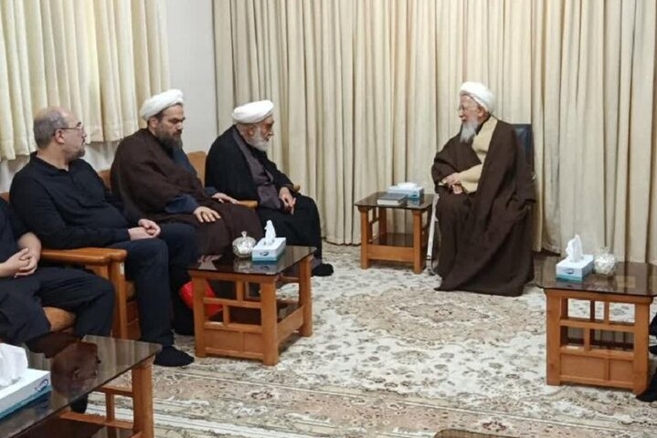 دیدار حججالاسلام محمدی گلپایگانی و سید حسن خمینی با آیتالله جوادی آملی دیدار حججالاسلام محمدی گلپایگانی و سید حسن خمینی با آیتالله جوادی آملی