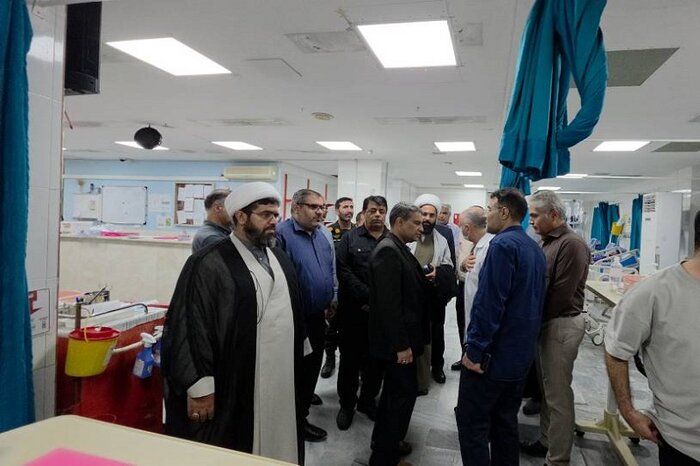 عیادت معاون استاندار هرمزگان از مجروحان تجاوز ارتش امریکا به کوهستک عیادت معاون استاندار هرمزگان از مجروحان تجاوز ارتش امریکا به کوهستک