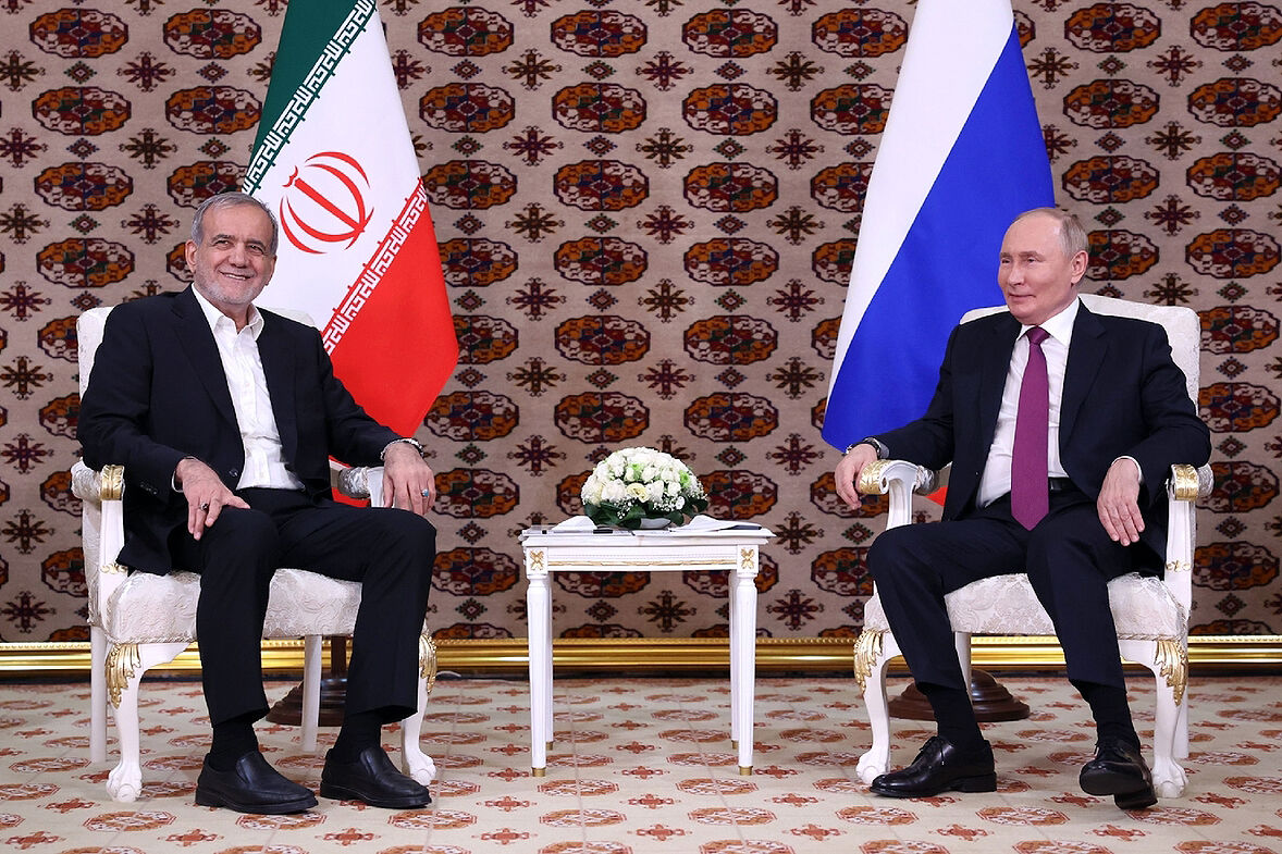 احتمال دیدار پزشکیان و پوتین در ترکمنستان احتمال دیدار پزشکیان و پوتین در ترکمنستان