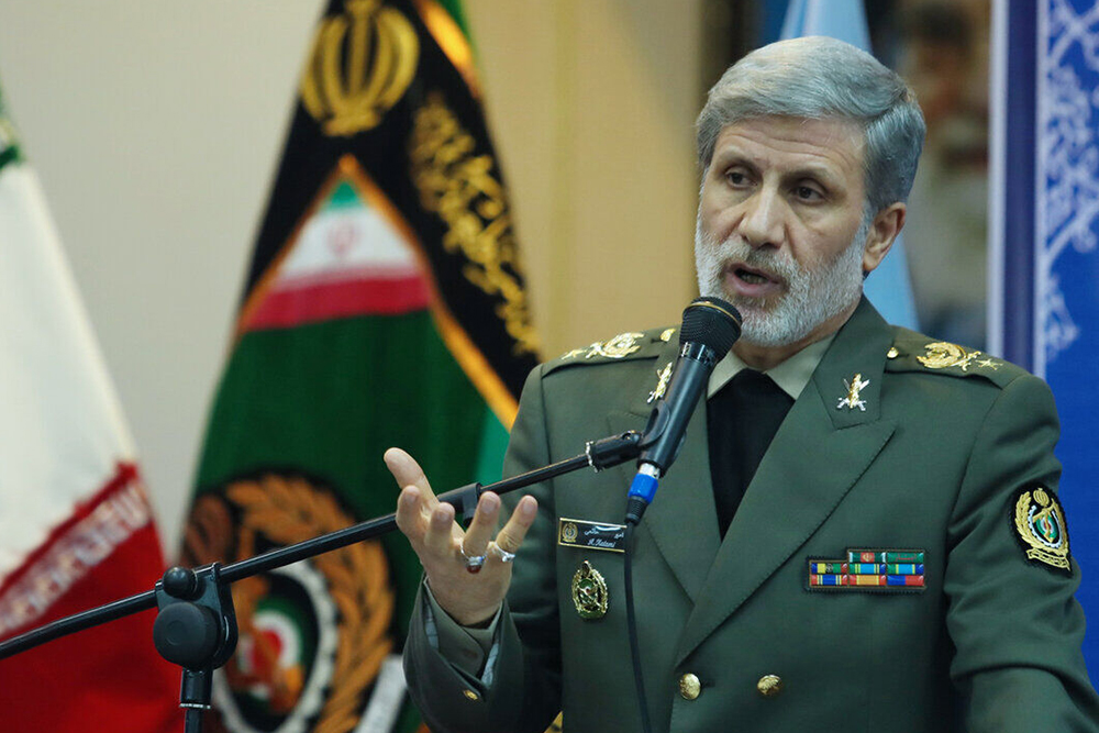 فرمانده کل ارتش: به هر اقدام دشمن، چندبرابر و با قدرت واکنش نشان خواهیم داد