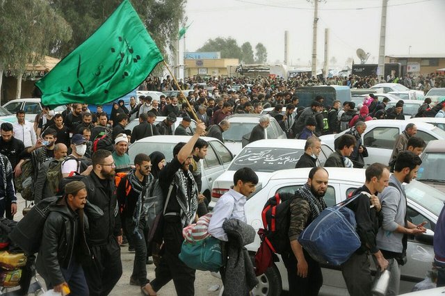 بازگشت ۳ میلیون و ۱۷ هزار زائر اربعین به کشور بازگشت ۳ میلیون و ۱۷ هزار زائر اربعین به کشور