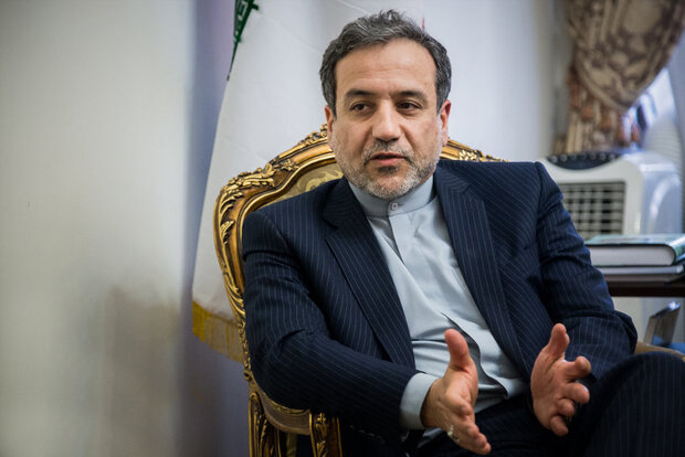 عراقچی: مسیر جدید تنگه هرمز در مذاکرات نیروهای نظامی و دریایی ایران و عمان تعیین شدهاست